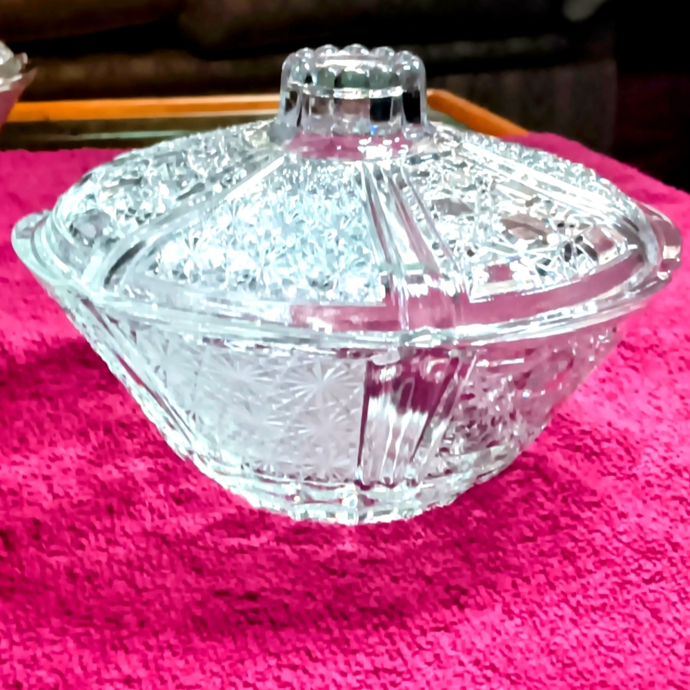 Vintage Fng Indonesia Daisy Button Pattern Glass Candy Bowl With Lid